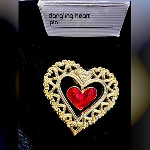 Vintage Dangling heart pin